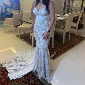 Grace Loves Lace Palm